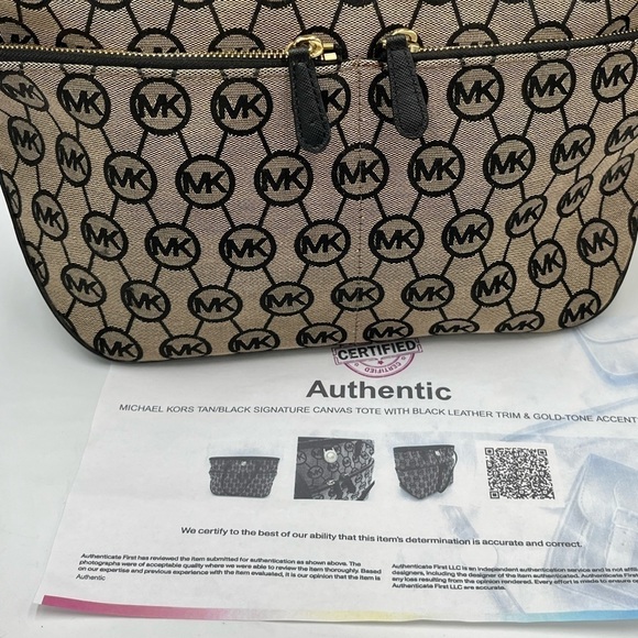 Authentic Michael Kors Kempton Monogram Logo Signature Tote Zip Pocket Shoulder - Picture 2 of 15